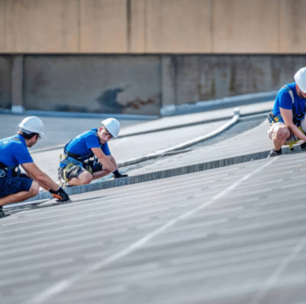 How Commercial Roofing Companies Minimize Operational Disruptions