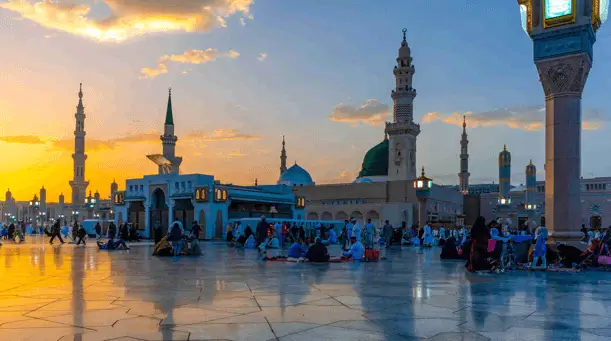 7 Reasons Umrah and India Holidays Work Well as One Trip