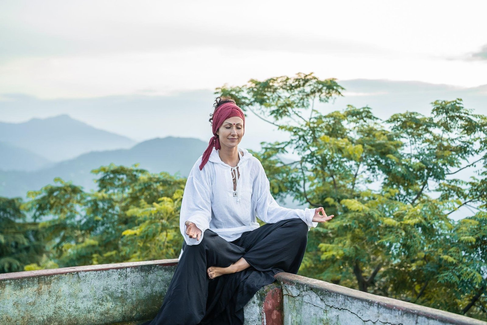 9 Signs It's Time To Join A Yoga School In India 