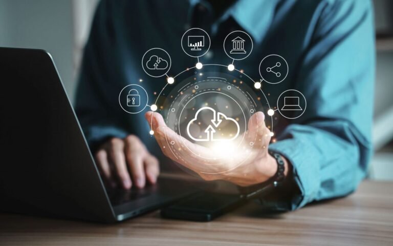 How to Choose‌ th‍e R‌ight Software Development Partner for Your B‍usin‍ess